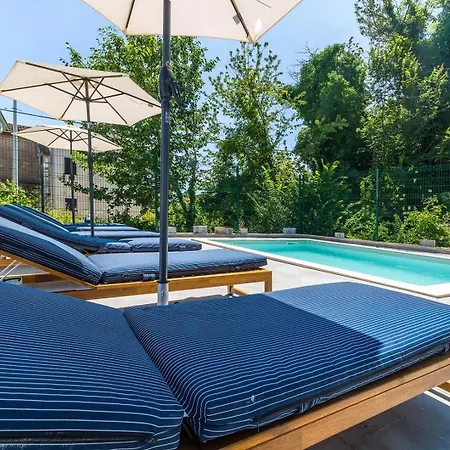 Villa Istria Ad 1749 *