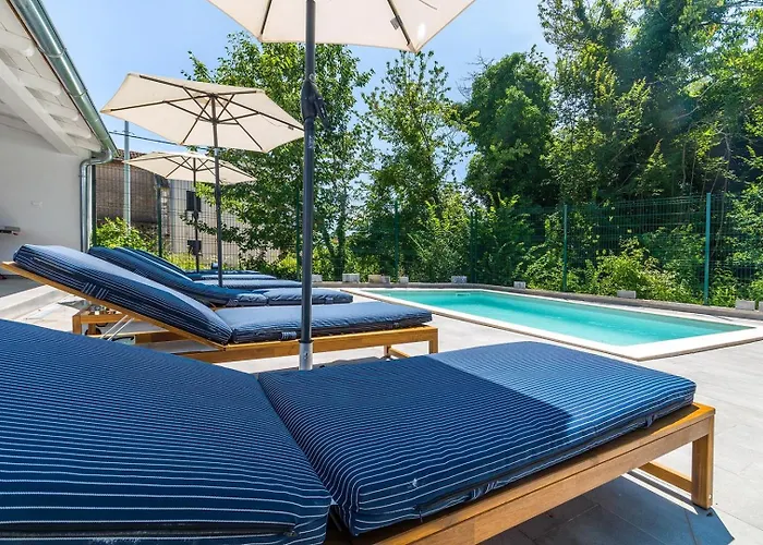 Villa Istria Ad 1749 *